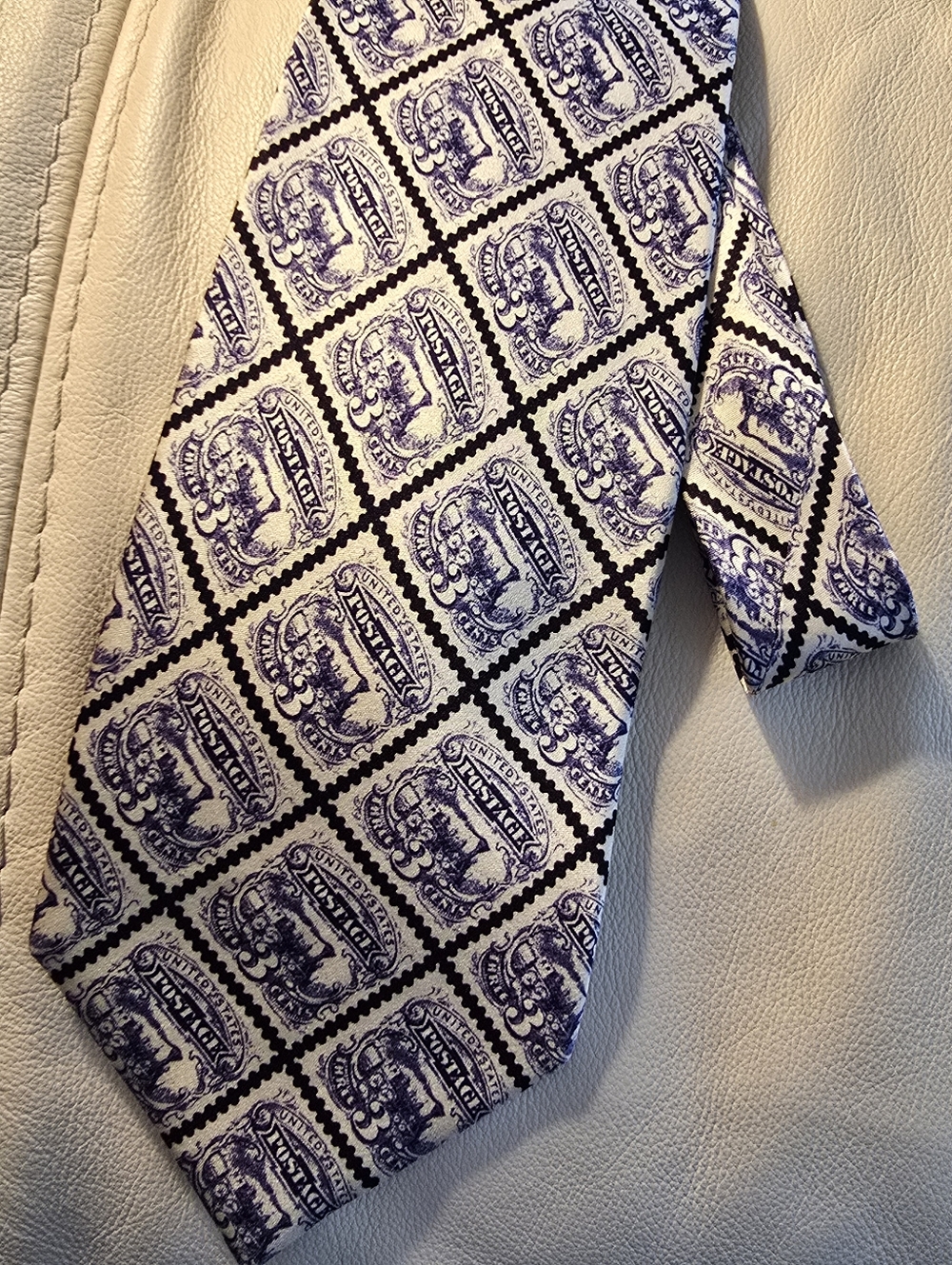 Museum Artifacts Men's 3 Cent US Pictorial Locomotive Stamp Silk Necktie